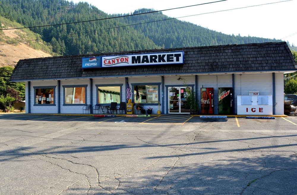 Canyon Market Logo