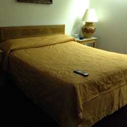 Hilander Motel - Queen bed