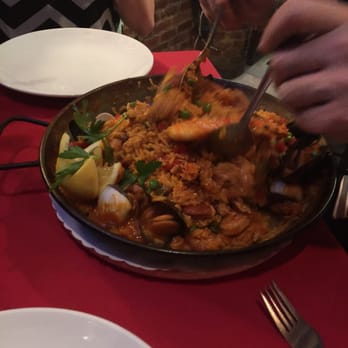 VIVO Tapas KITCHEN LOUNGE - Paella - Spanish Near Me - Newark, New Jersey VIVO Tapas KITCHEN LOUNGE - Paella - Spanish Near Me - Newark, New Jersey