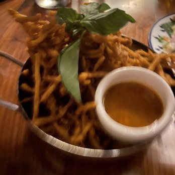 Lom Wong - Fried Bamboo - Thai Near Me - Phoenix, Arizona Lom Wong - Fried Bamboo - Thai Near Me - Phoenix, Arizona