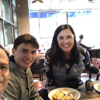 Doyle Street Cafe - Breakfast & Brunch Near Me - Emeryville, California