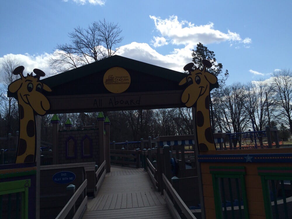 Roosevelt Park Logo