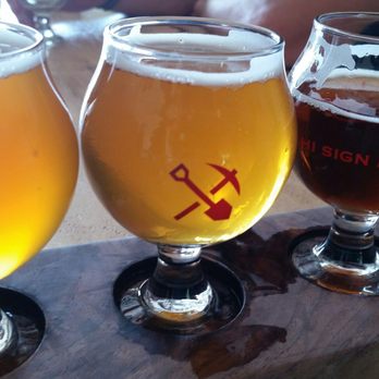 Hi Sign Brewing - Flights are available - Breweries Near Me - Austin, Texas Hi Sign Brewing - Flights are available - Breweries Near Me - Austin, Texas