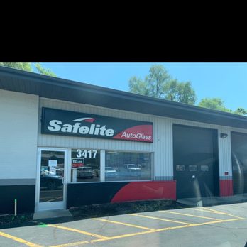 Safelite AutoGlass - Front of business - Windshield Installation & Repair Near Me - Kalamazoo, Michigan Safelite AutoGlass - Front of business - Windshield Installation & Repair Near Me - Kalamazoo, Michigan