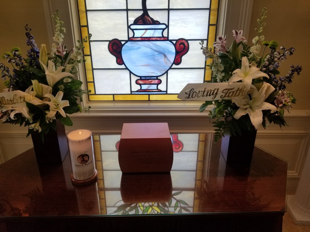 PHANEUF FUNERAL HOMES & CREMATORIUM Updated August 2024 17 Photos
