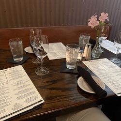 Aventinos Italian Restaurant - Beautiful table setting