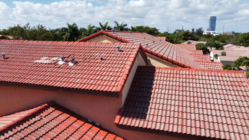 Slide of Sunbiz Roofing