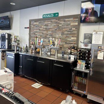 Sunnyside Pizza - Inside.... - Pizza Near Me - Clovis, California