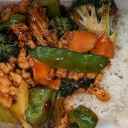 Chicken in garlic sauce Chicken in garlic sauce