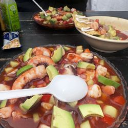 Broski Mariscos