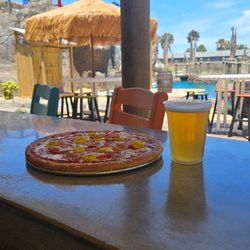 Mulligan's Lagoon Pizza Pub & Putt
