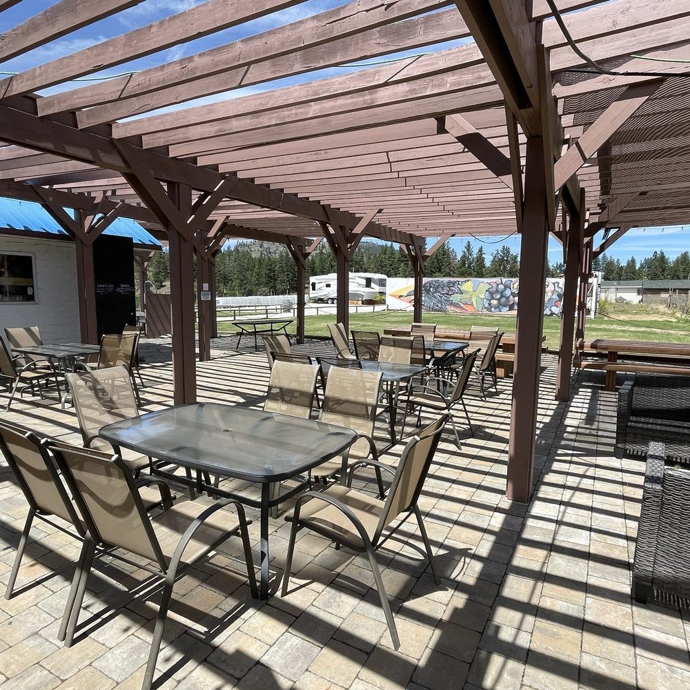 Back Door Winery - Patio - Wineries Near Me - Summerland, British Columbia Back Door Winery - Patio - Wineries Near Me - Summerland, British Columbia