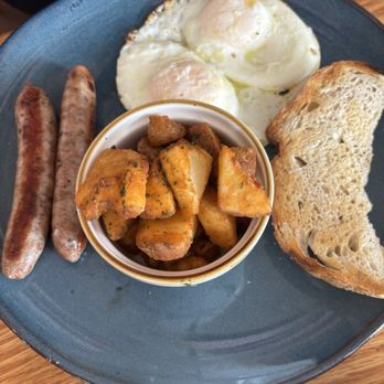 Tangerines Kitchen - Breakfast & Brunch Near Me - Charlottesville, Virginia