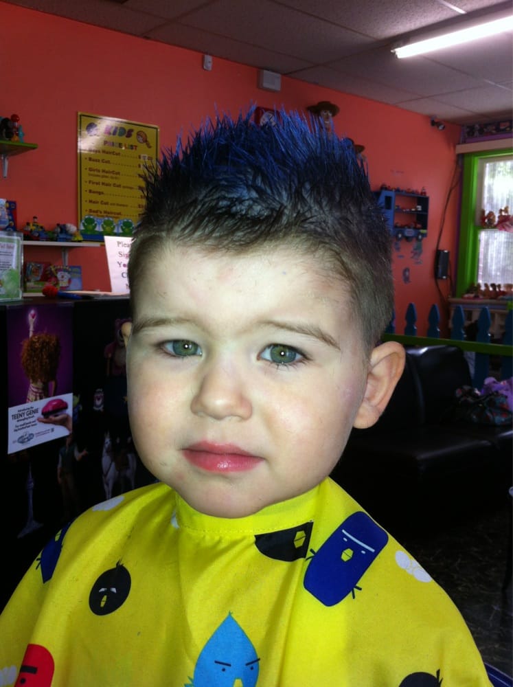 Cute Fauhawk With Blue Hair Color Awesome Yelp