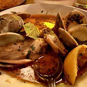 Nancy's Hustle - The wet wings and clams. Broth is fantastic. - New American Near Me - Houston, Texas Nancy's Hustle - The wet wings and clams. Broth is fantastic. - New American Near Me - Houston, Texas