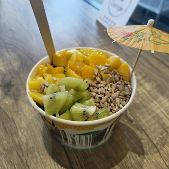 Rio Açai - Extra large smoothie bowl - Acai Bowls Near Me - Gatineau, Quebec Rio Açai - Extra large smoothie bowl - Acai Bowls Near Me - Gatineau, Quebec