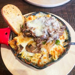 MACS- Macaroni and Cheese Shop - Philly Mac