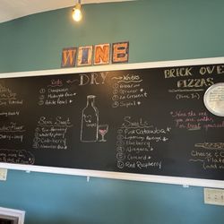 Thunder Ridge Vineyards - The offerings on the day we stopped.