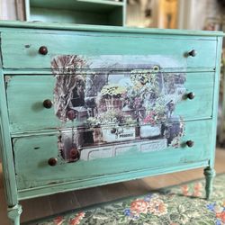 Fancy Finds - Love this dresser we purchased!