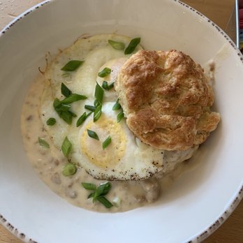The Guest House - Biscuits and gravy - American Near Me - Kenmore, Washington
