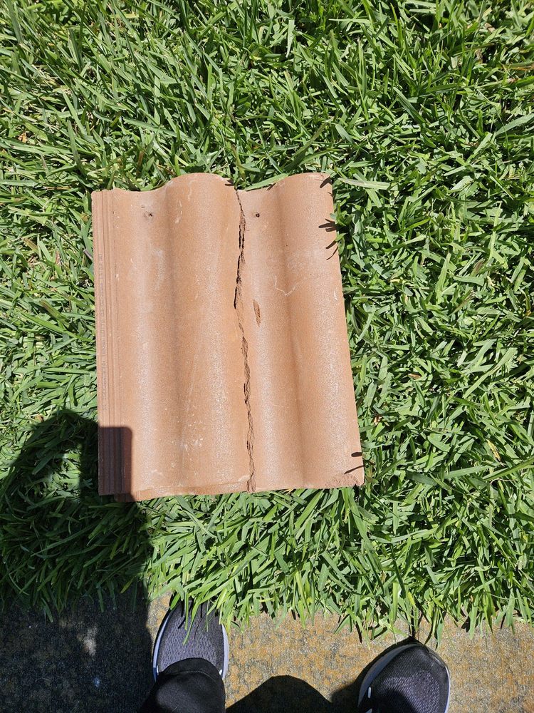 Slide of Sun Coast Roofing & Solar