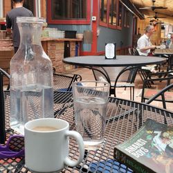 Sherpa's Adventures Restaurant & Bar - It's pleasant outside