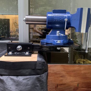 A & I Friendly Tailor - Outdoor Vice - Sewing & Alterations Near Me - Venice, California