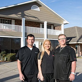 Ozark Chiropractic Clinic - Our Chiropractors - Chiropractors Near Me - Baton Rouge, Louisiana Ozark Chiropractic Clinic - Our Chiropractors - Chiropractors Near Me - Baton Rouge, Louisiana