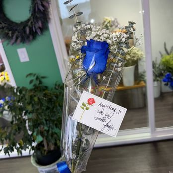 Blooming Roses - Florists Near Me - Hawthorne, California