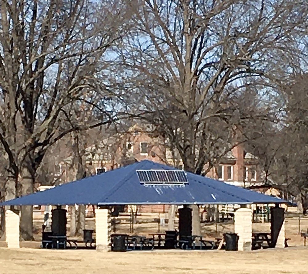 SUNNYSIDE PARK Updated September 2024 8255 Summit St, Kansas City