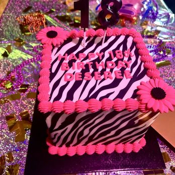Jenn's Cupcakes and Parties - Such a cute cake! - Cupcakes Near Me Jenn's Cupcakes and Parties - Such a cute cake! - Cupcakes Near Me