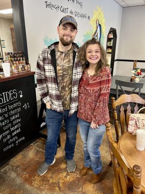 Christ Cutz BBQ by null