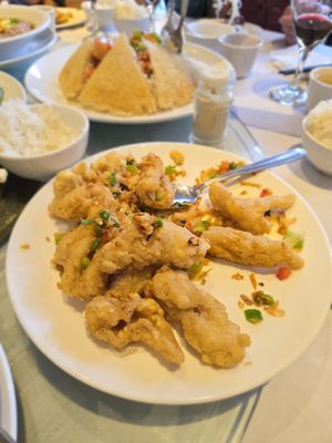 Sing Yee Chinese Restaurant by null