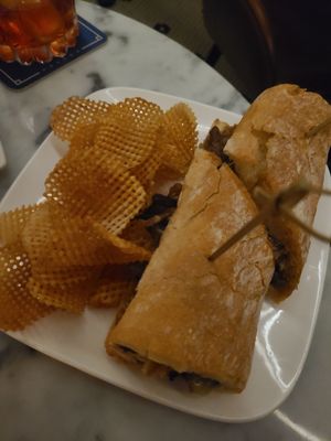 Harry's Side Bar by null