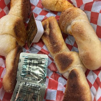 Ciro's NY Pizza - Breadsticks - Italian Near Me - Sanford, Florida