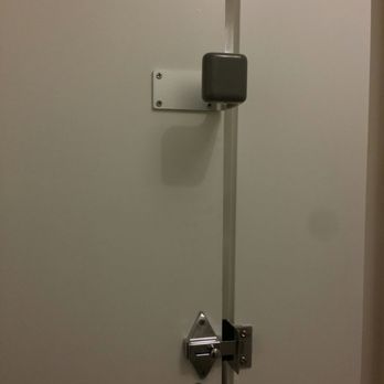 Bone Kettle - Sturdy hook to prevent any hangar item from touching the bathroom floor - Breakfast & Brunch Near Me - Pasadena, California Bone Kettle - Sturdy hook to prevent any hangar item from touching the bathroom floor - Breakfast & Brunch Near Me - Pasadena, California