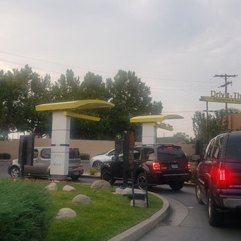 McDonald's - Long line in the drive thru. - Burgers Near Me - Reno, Nevada