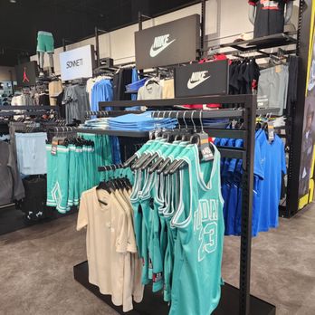 jd sports nike factory store