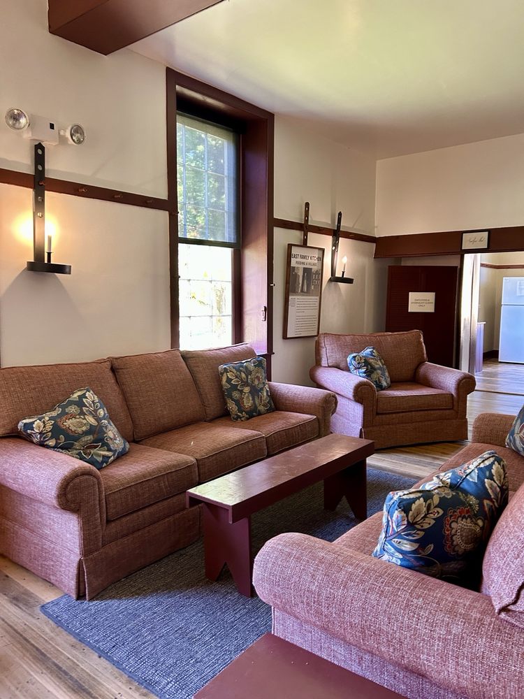 Social spots from Shaker Village of Pleasant Hill