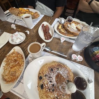 The Sandwich Shoppe - Blueberry pancakes and hash-browns - Sandwiches Near Me - Pittsburgh, Pennsylvania The Sandwich Shoppe - Blueberry pancakes and hash-browns - Sandwiches Near Me - Pittsburgh, Pennsylvania