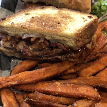 Kozak's Laketown Grill - Brisket Grilled Cheese - New American Near Me - Smithville, Missouri