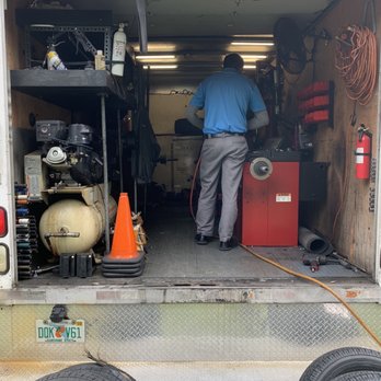 AL'S Mobile Tire Sales & Services - Mobile Tech - Peter getting set up. - Tires Near Me - Miami, Florida