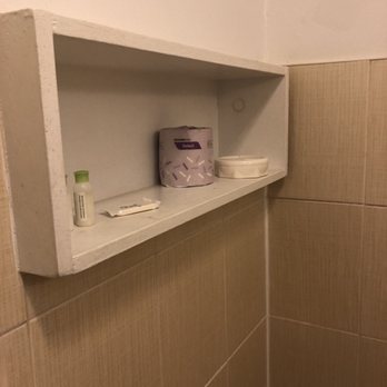 Richmond Hill Inn - Lotion and shampoo? - Hotels Near Me - Richmond Hill, Ontario Richmond Hill Inn - Lotion and shampoo? - Hotels Near Me - Richmond Hill, Ontario