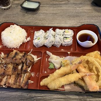 DOJO SUSHI - Pork belly Benito box. Scrumptious! All of the bento boxes are excellent. You can't go wrong. - Sushi Bars Near Me - Las Vegas, Nevada DOJO SUSHI - Pork belly Benito box. Scrumptious! All of the bento boxes are excellent. You can't go wrong. - Sushi Bars Near Me - Las Vegas, Nevada