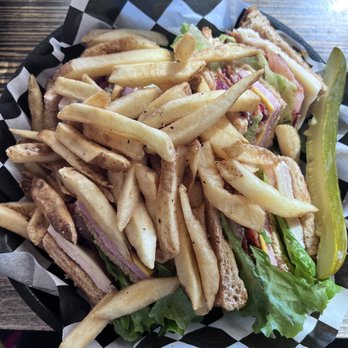 Michael Patrick's - Sports Bars Near Me - Biloxi, Mississippi