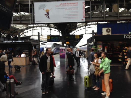 Gare de l'Est by null