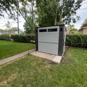 Izzo Home Remodeling - Electricians Near Me - Des Plaines, Illinois