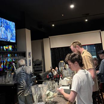 Azo VINO Wine Bar - Bar - Wine Bars Near Me - Covina, California