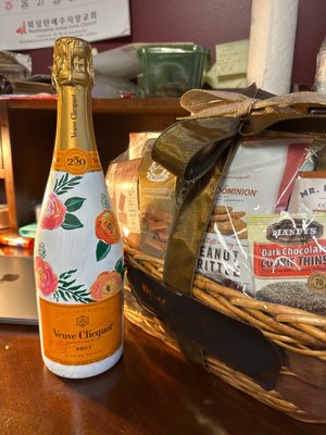 Wine And Champagne Gifts