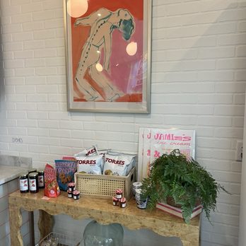 Jamie’s Ice Cream - Near cashier - Ice Cream & Frozen Yogurt Near Me - Brookline, Massachusetts